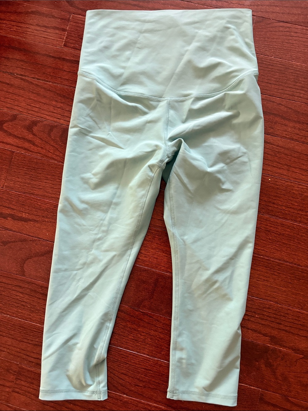 Maternity cropped leggings